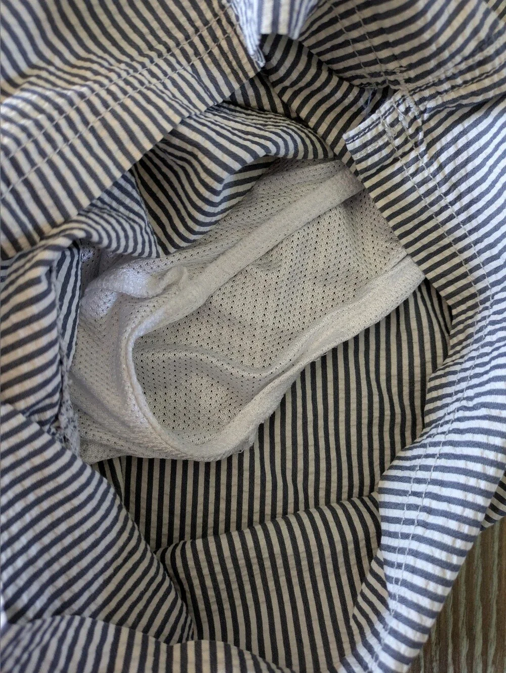 Lands End Blue & White Striped Pocketed Swim Trunks Shorts Mens XL 40-42